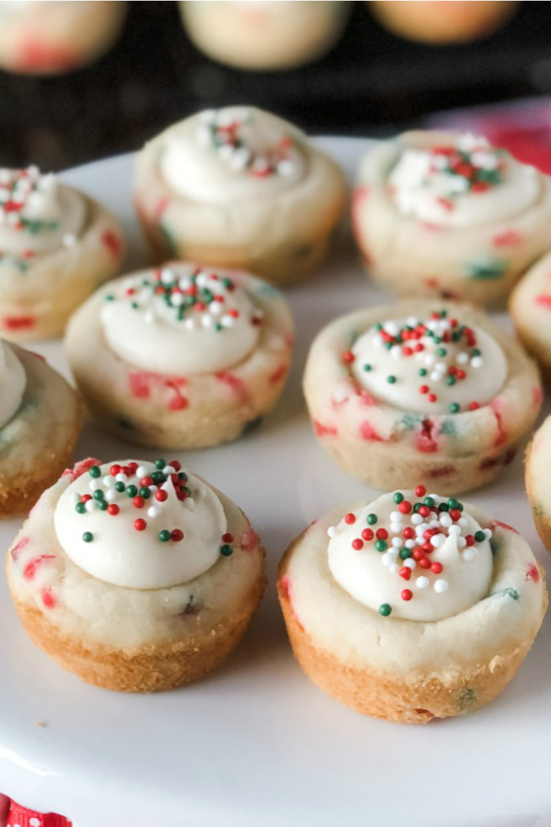 christmas sprinkle cookie cups