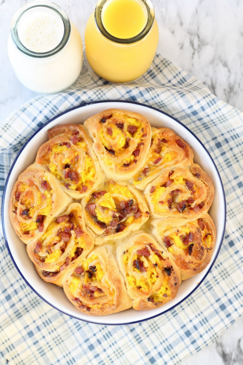 ham and egg breakfast rolls in baking pan