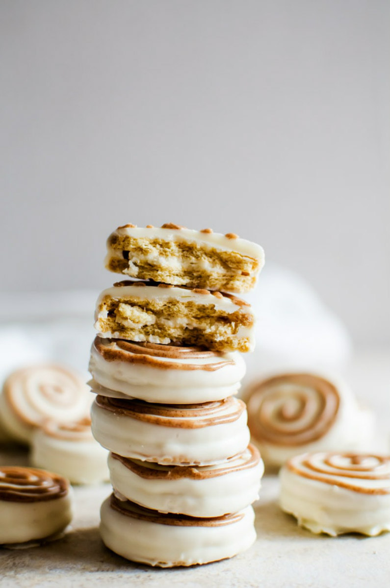 stack of cinnamon roll chocolate covered oreos