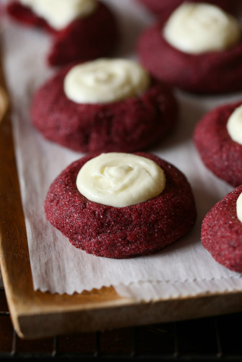 red velvet thumbprints