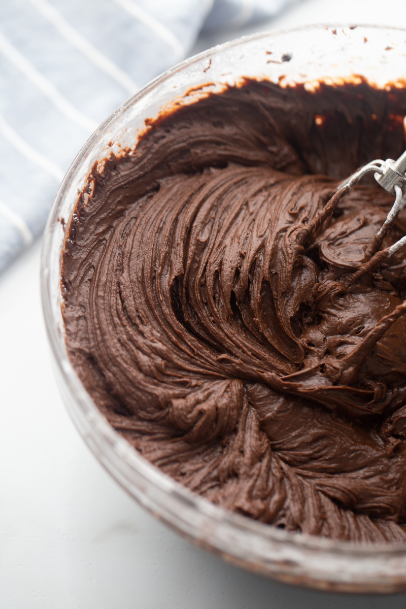 chocolate frosting