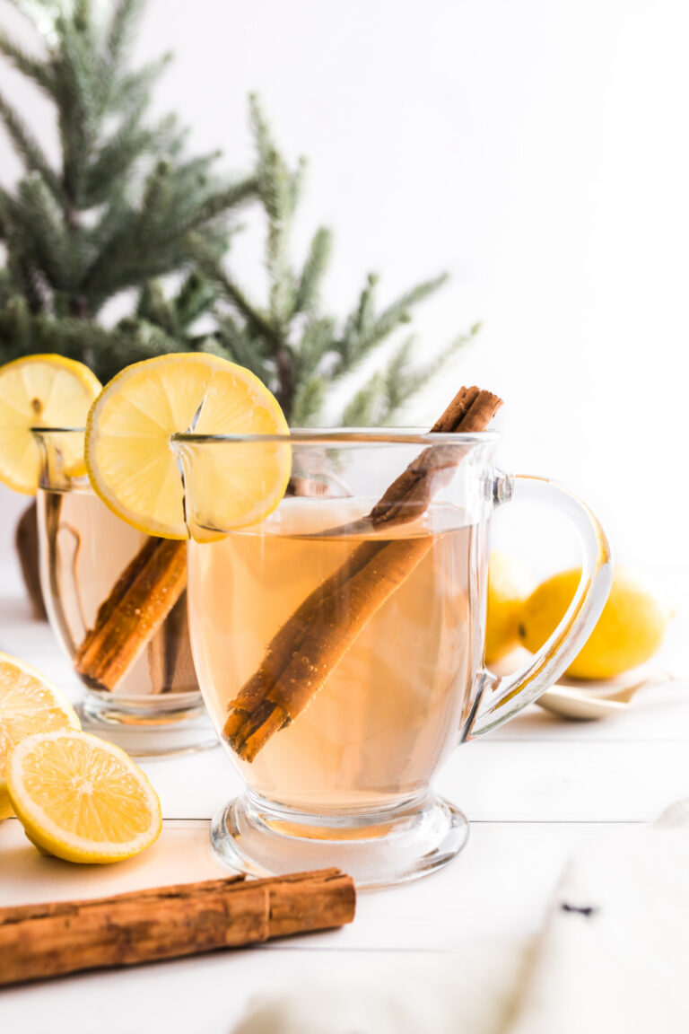 glass mugs with hot toddies