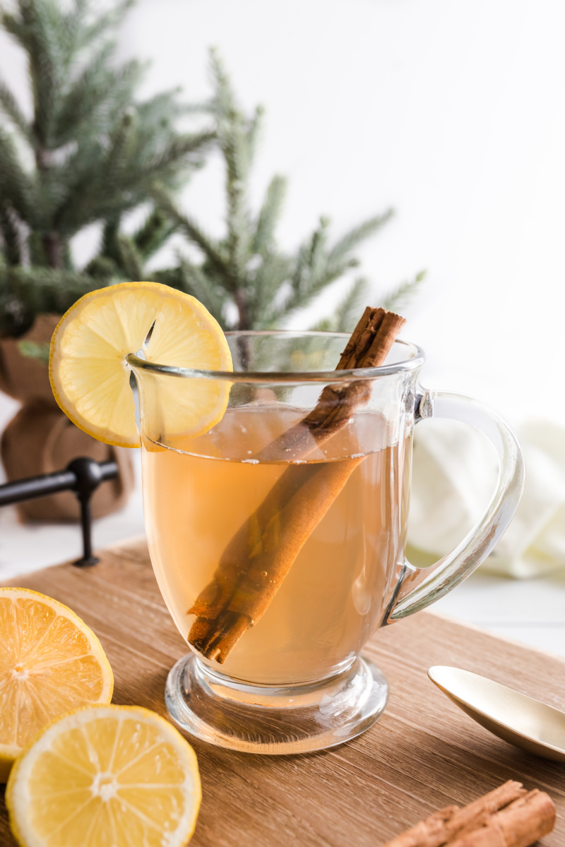 hot toddy with lemon