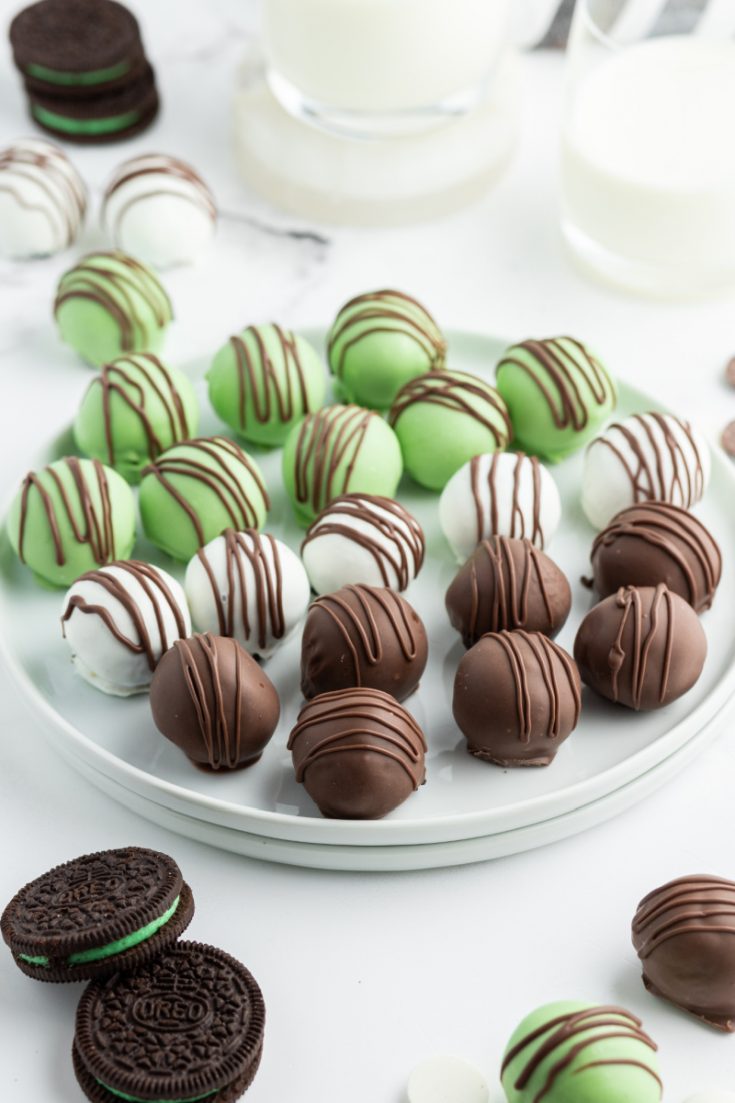 Chocolate Mint Oreo Truffles - Recipes For Holidays