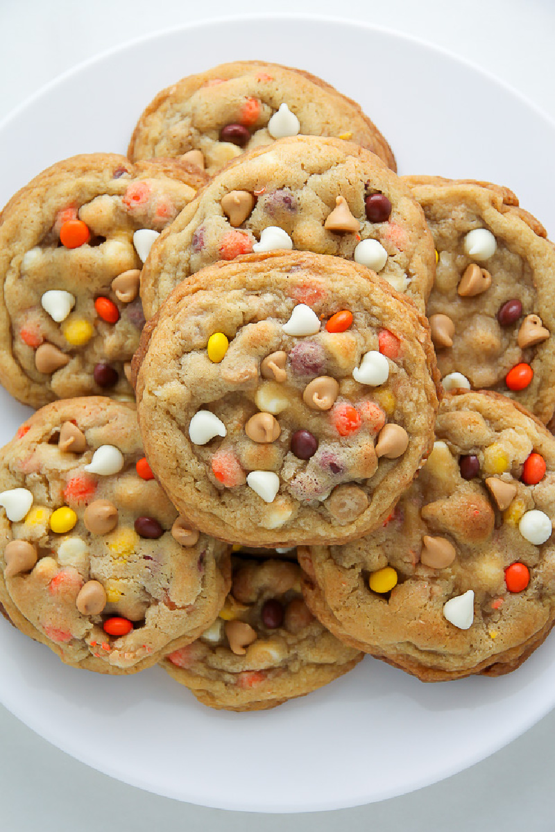 M&M Pretzel Treats - Lord Byron's Kitchen