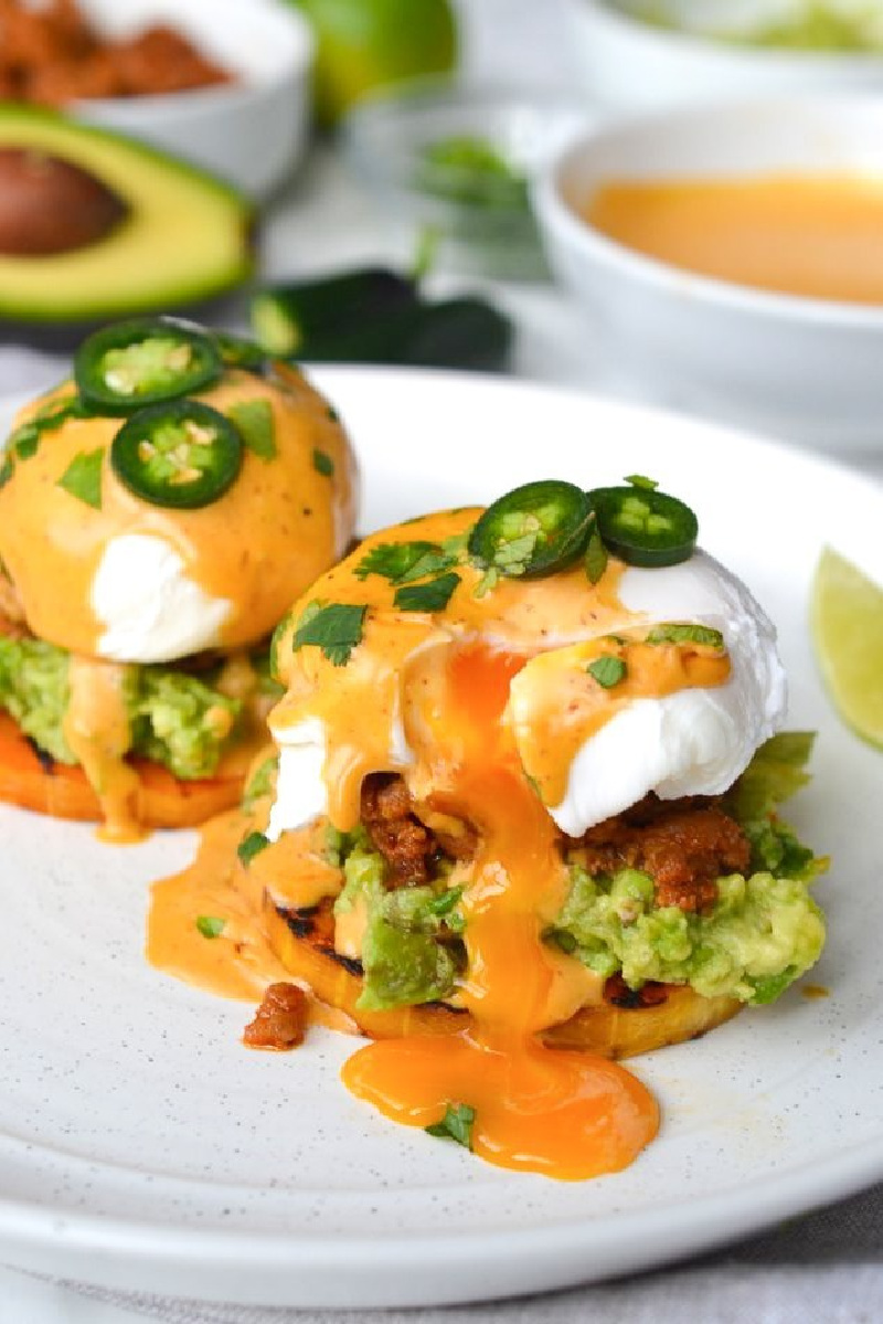 mexican eggs benedict