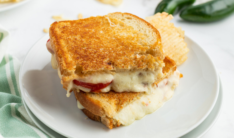 Spicy Tomato Grilled Cheese - Recipes For Holidays