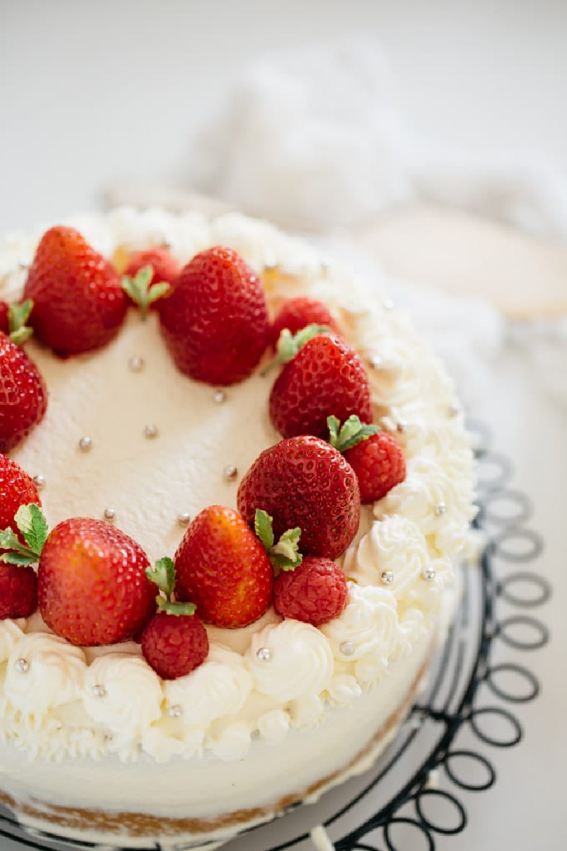 japanese strawberry shortcake cake
