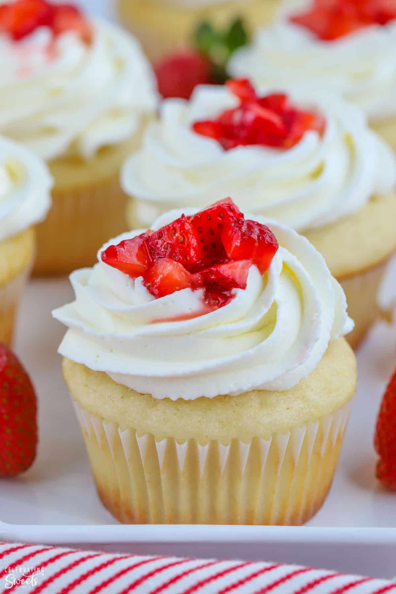 strawberry shortcake cupcakes