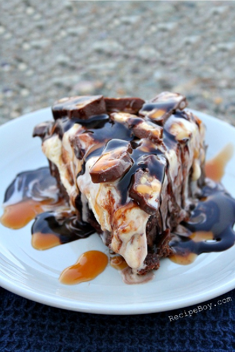 slice of snickers ice cream brownie pie