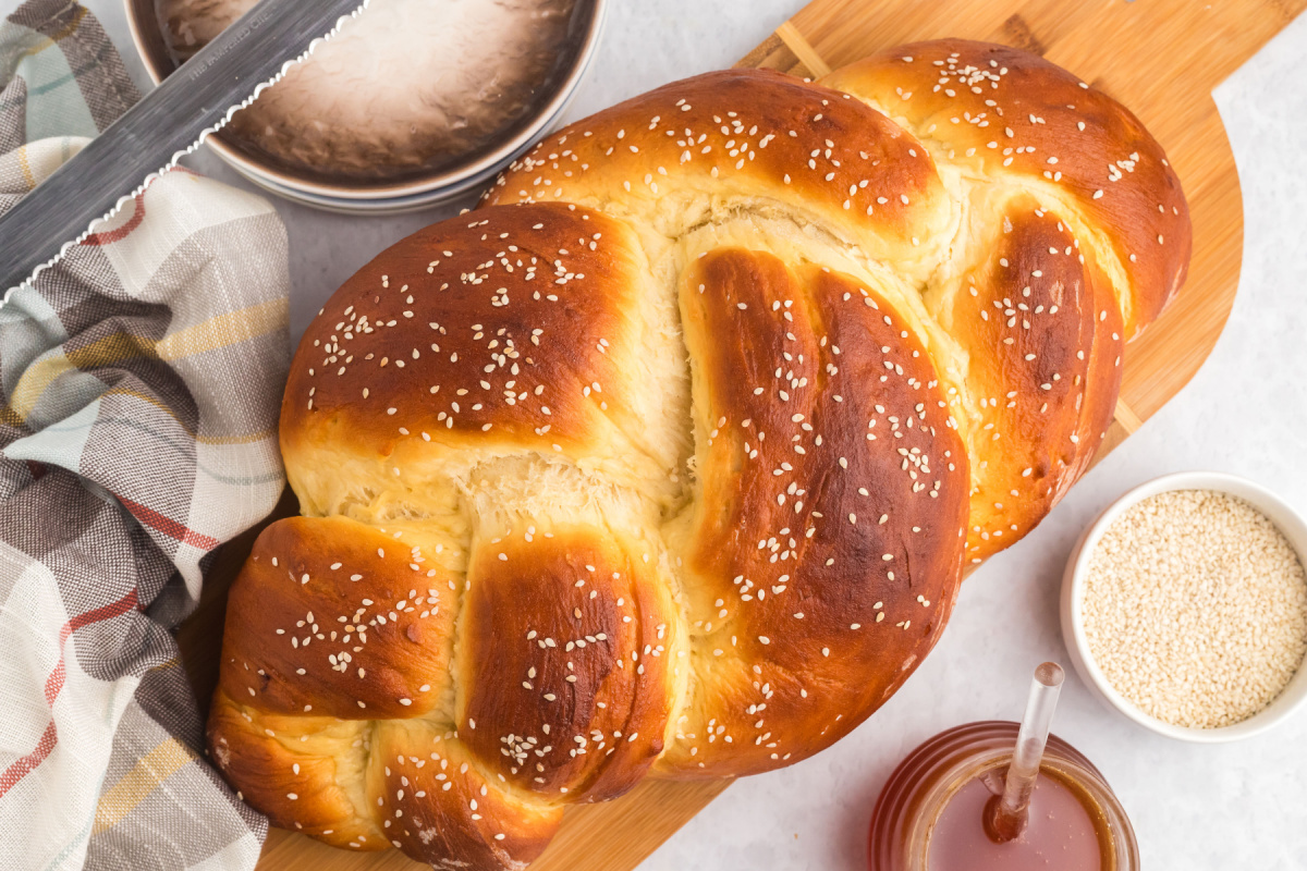 Traditional Challah Bread