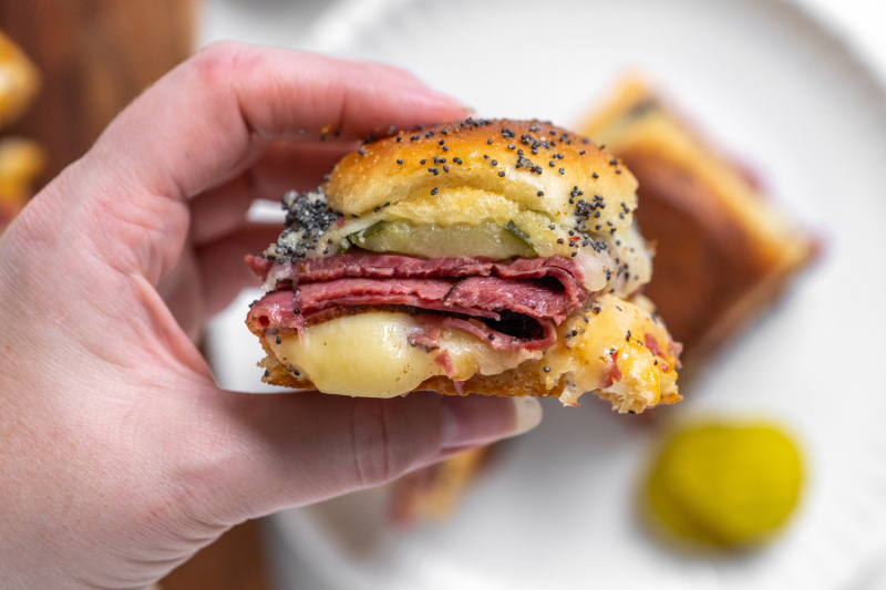 Hot Pastrami Sliders