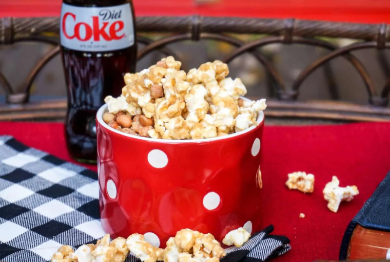 red bowl of cracker jacks