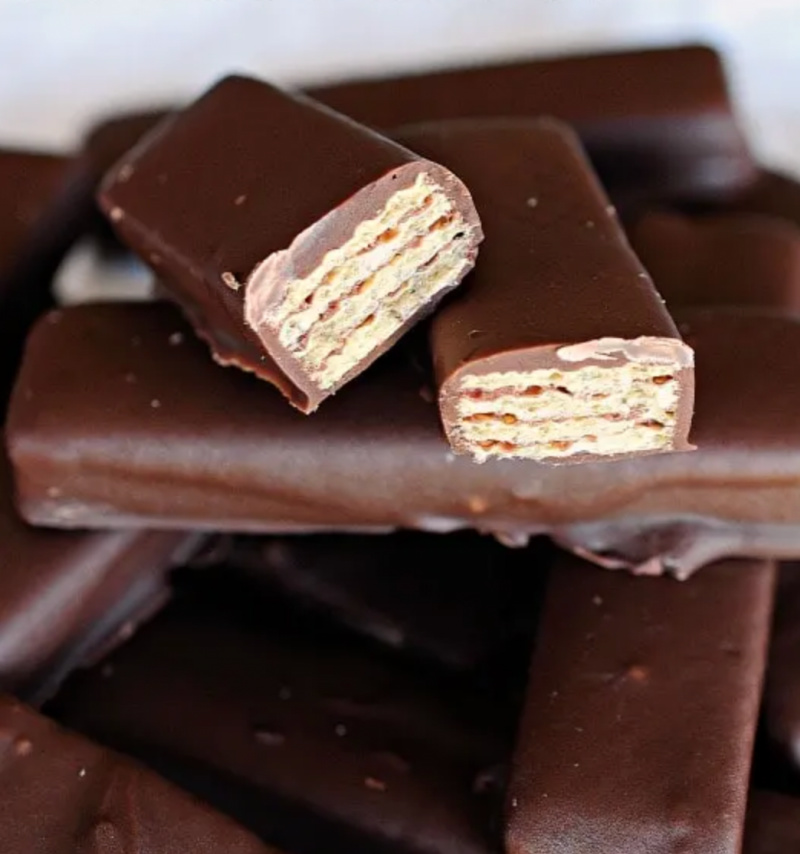 homemade kit kat bars one cut in half