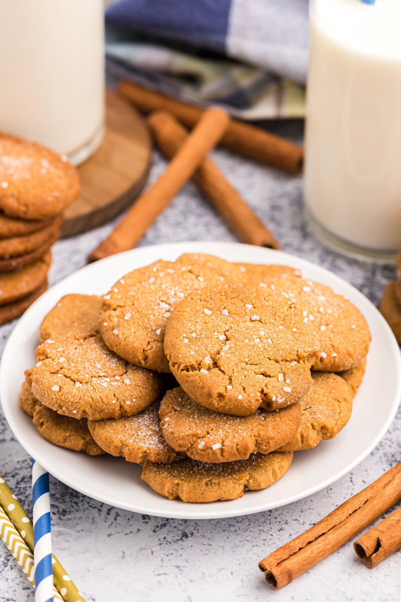gingersnaps displayed on a white plate
