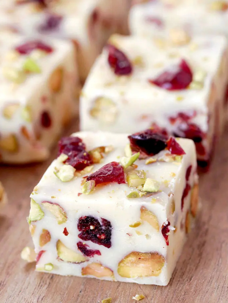 cranberry pistachio fudge pieces