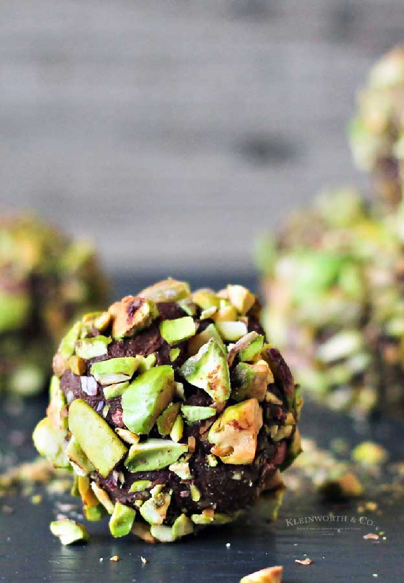 dark chocolate pistachio truffles