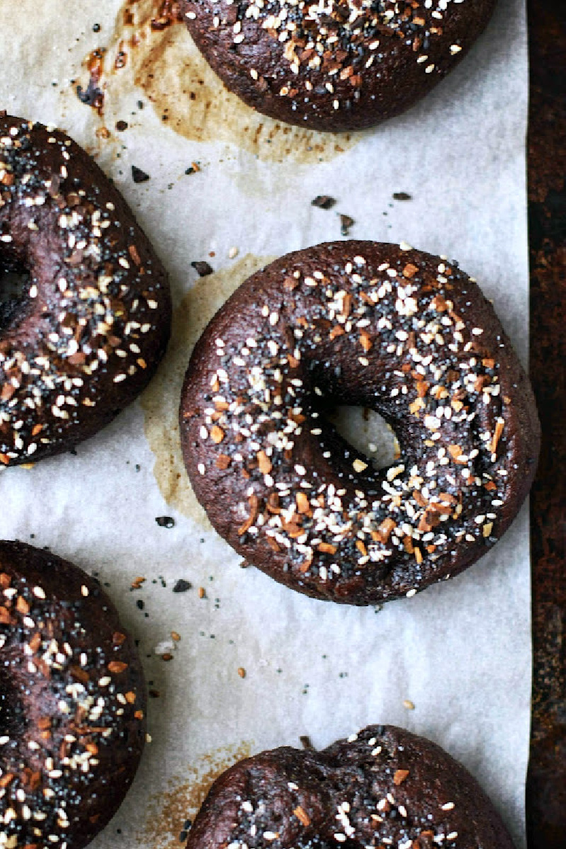 pumpernickel bagels