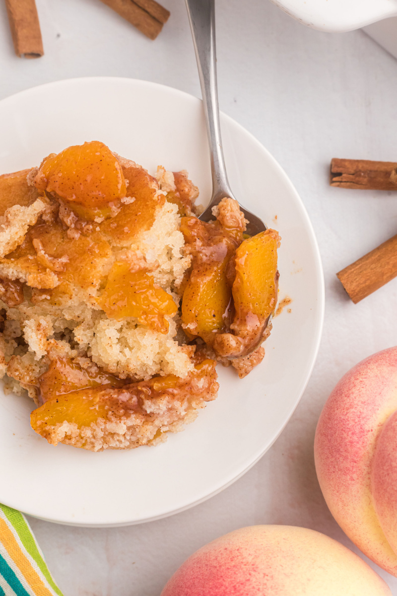 serving of peach cobbler on plate