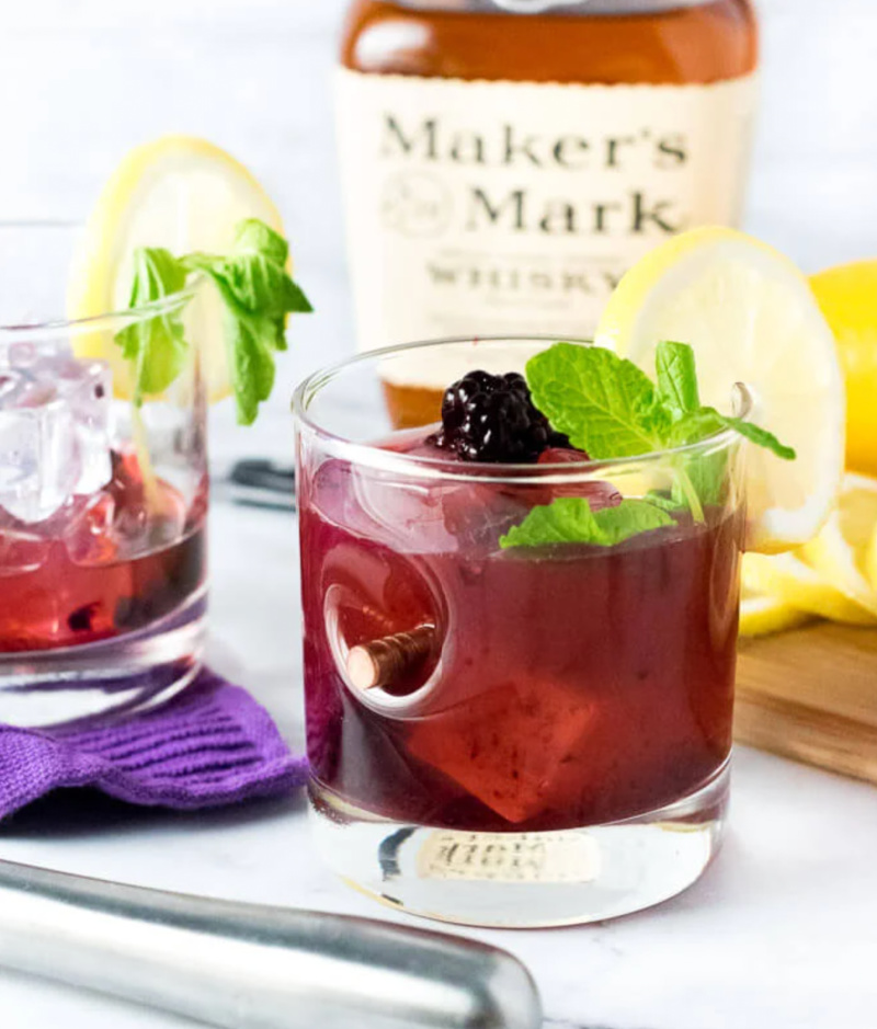 blackberry bourbon lemonade