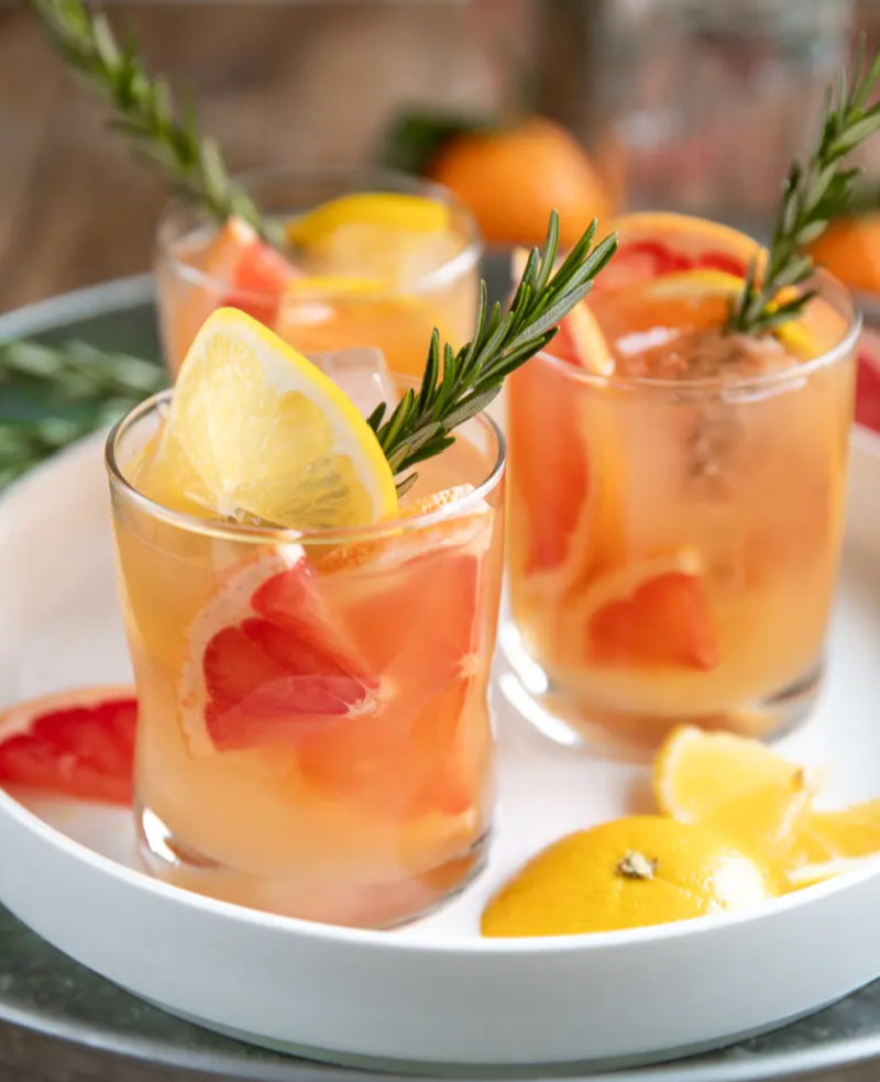 bourbon grapefruit cocktails