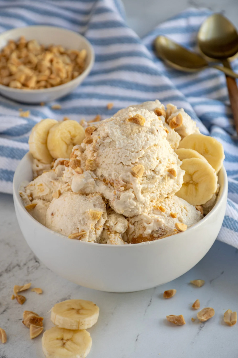 bowl of cottage cheese ice cream