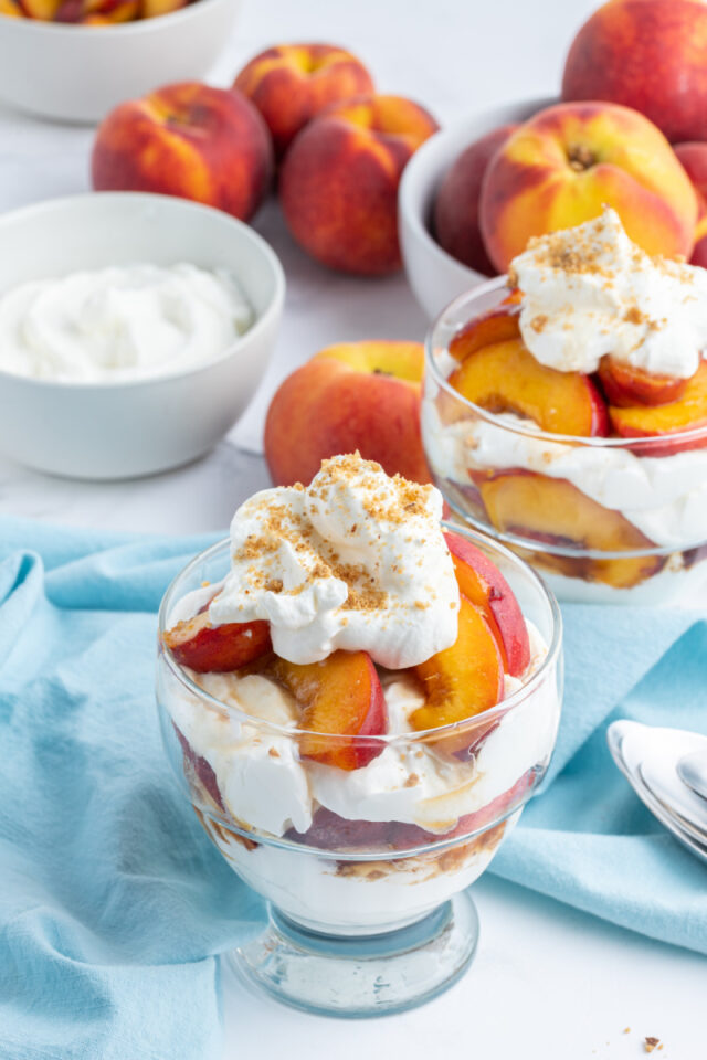 Peaches And Cream Parfaits - Recipes For Holidays