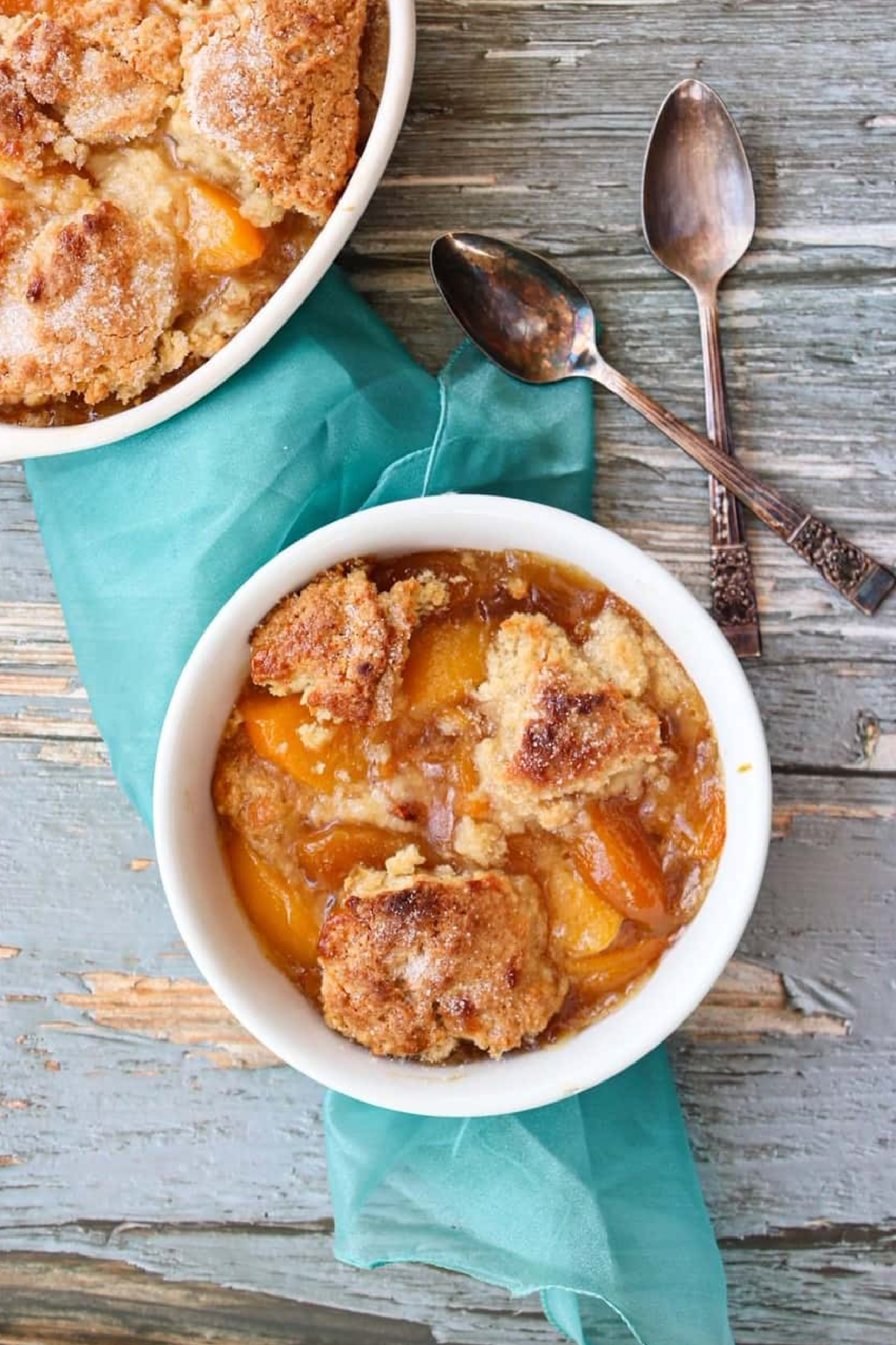 bowl of southern peach cobbler