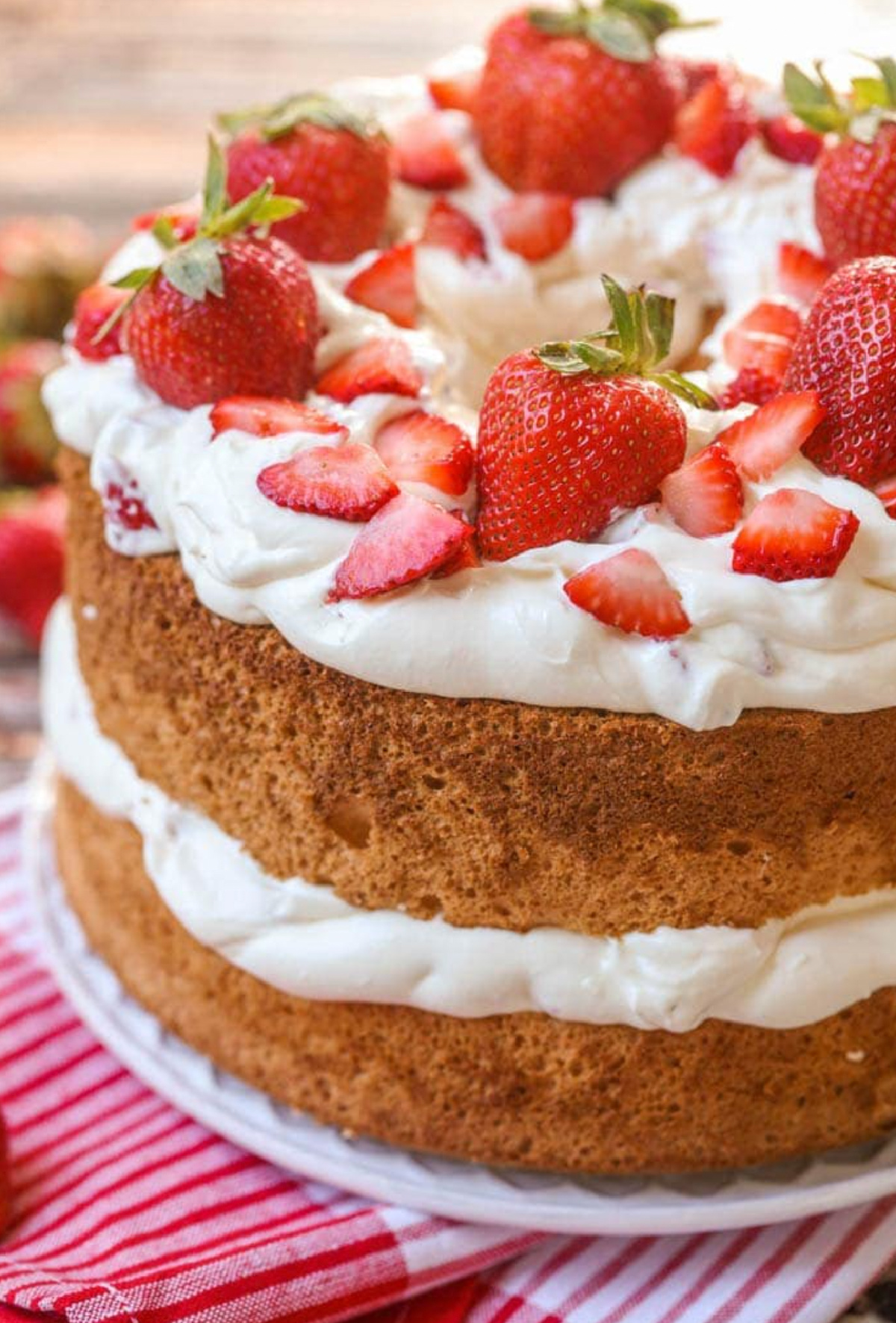 strawberries and cream angel food cake