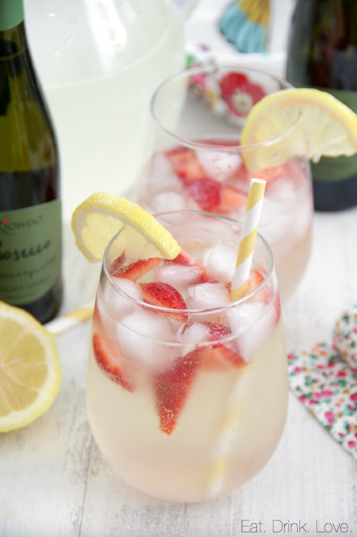 prosecco lemonade punch in glass