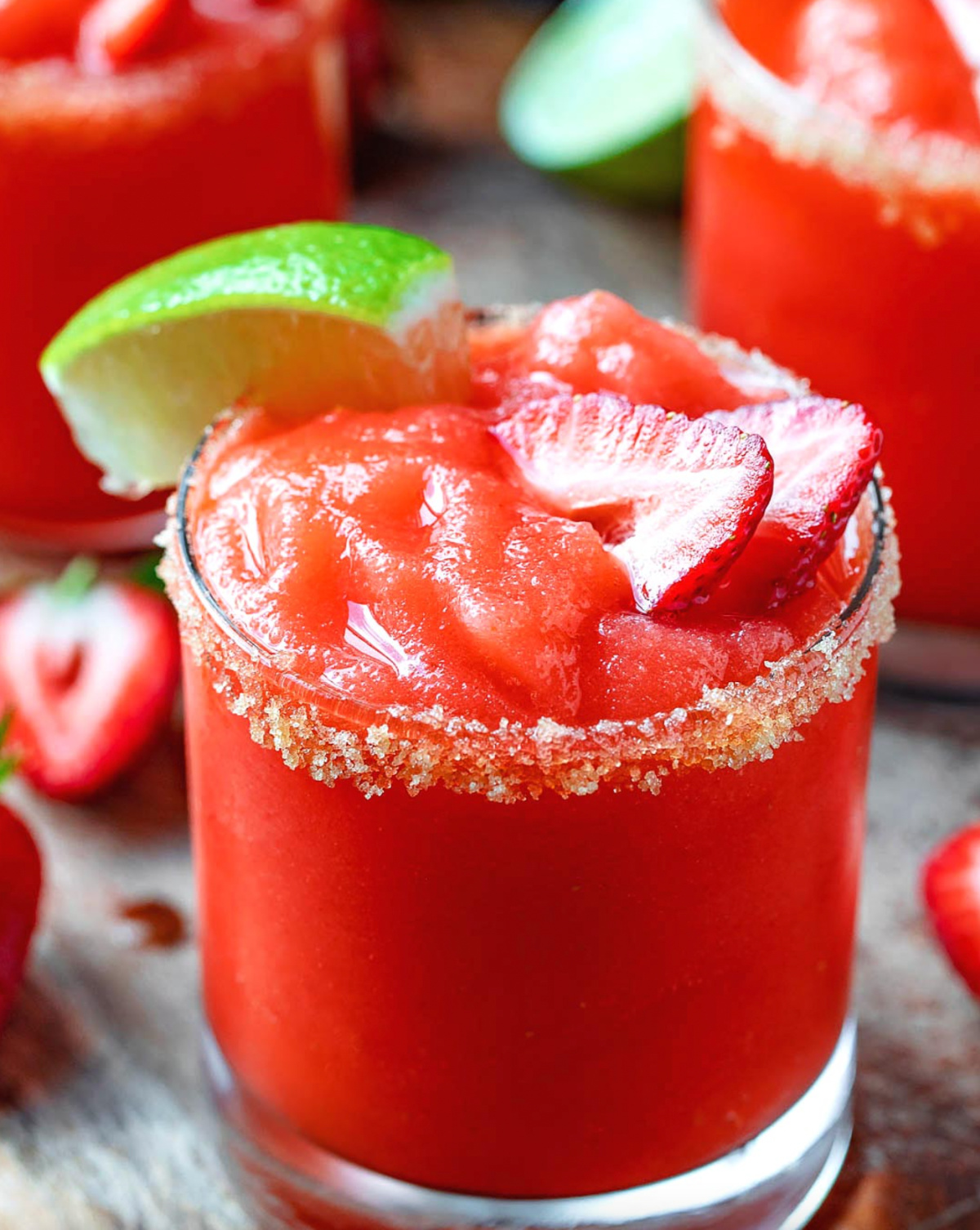 glass of strawberry prosecco margarita