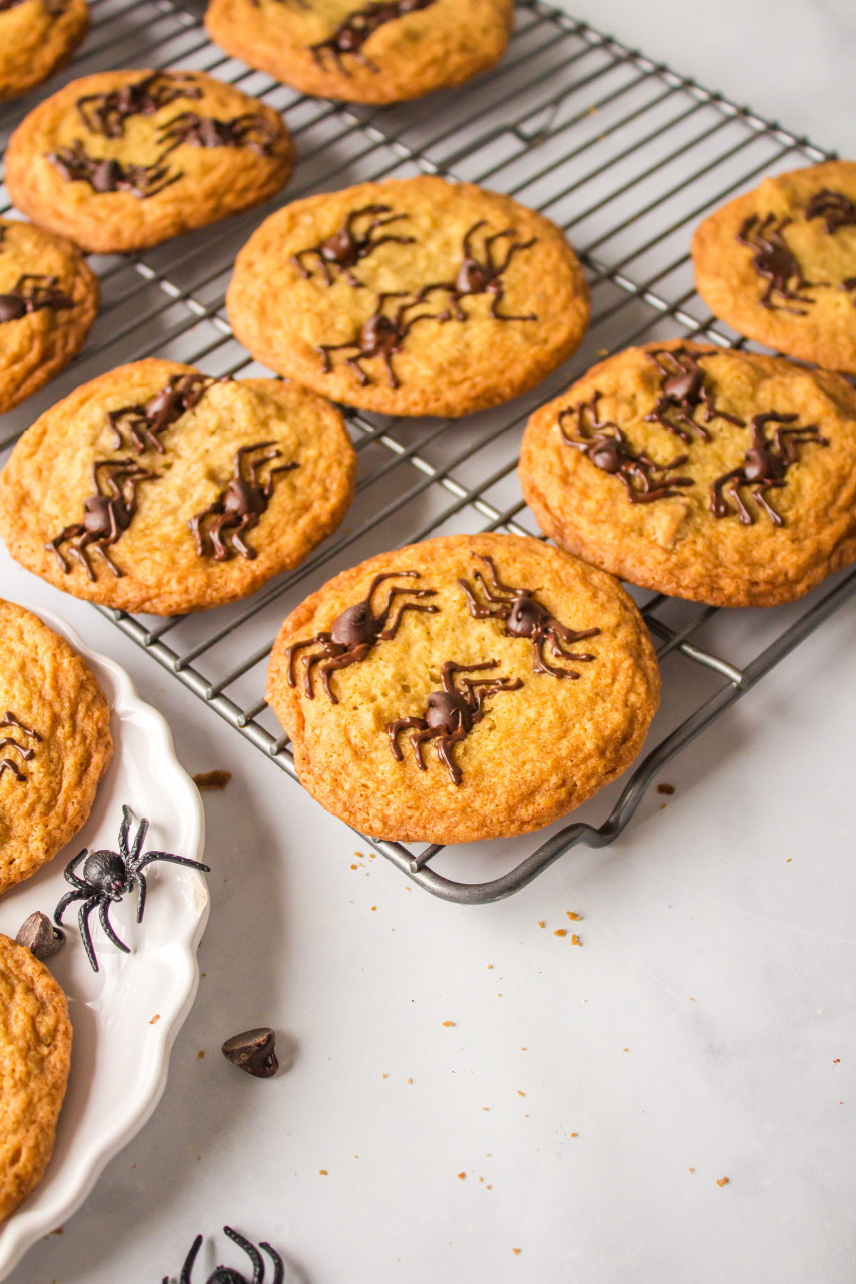 spider chocolate chip cookies on a cooling rack